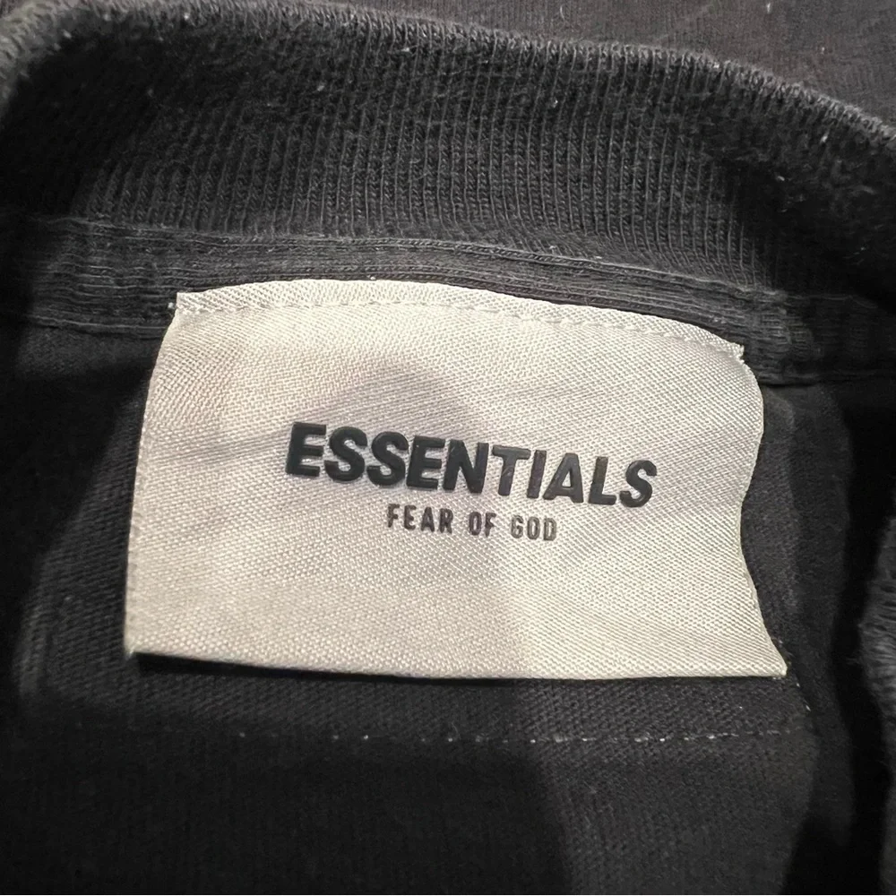 Fear of God Essentials Tee Shirt Kids Sz XS 4/5 Black Grunge T Shirt Boys Girls